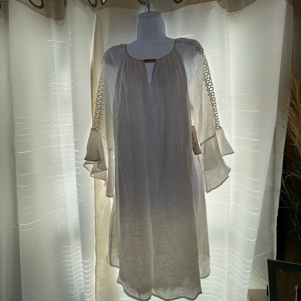 Indigo Rose L gorgeous dress, tunic top , beach , cut out sleeves . White .NEW!